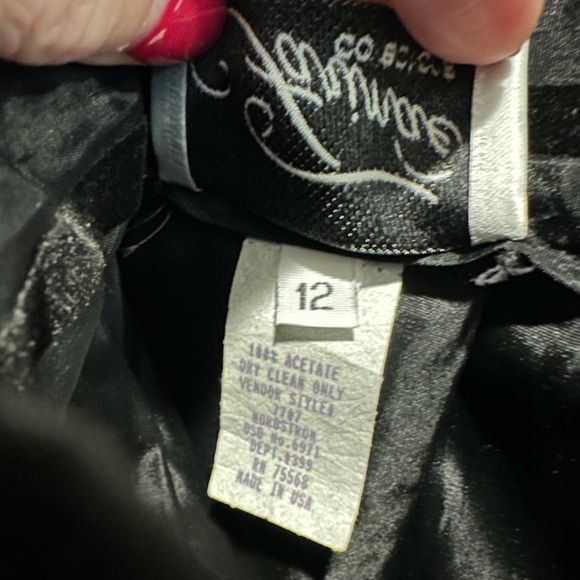 Vintage Farinae Collection black taffeta  Maxi A-Line Pleated Skirt for Cocktail - Picture 5 of 9